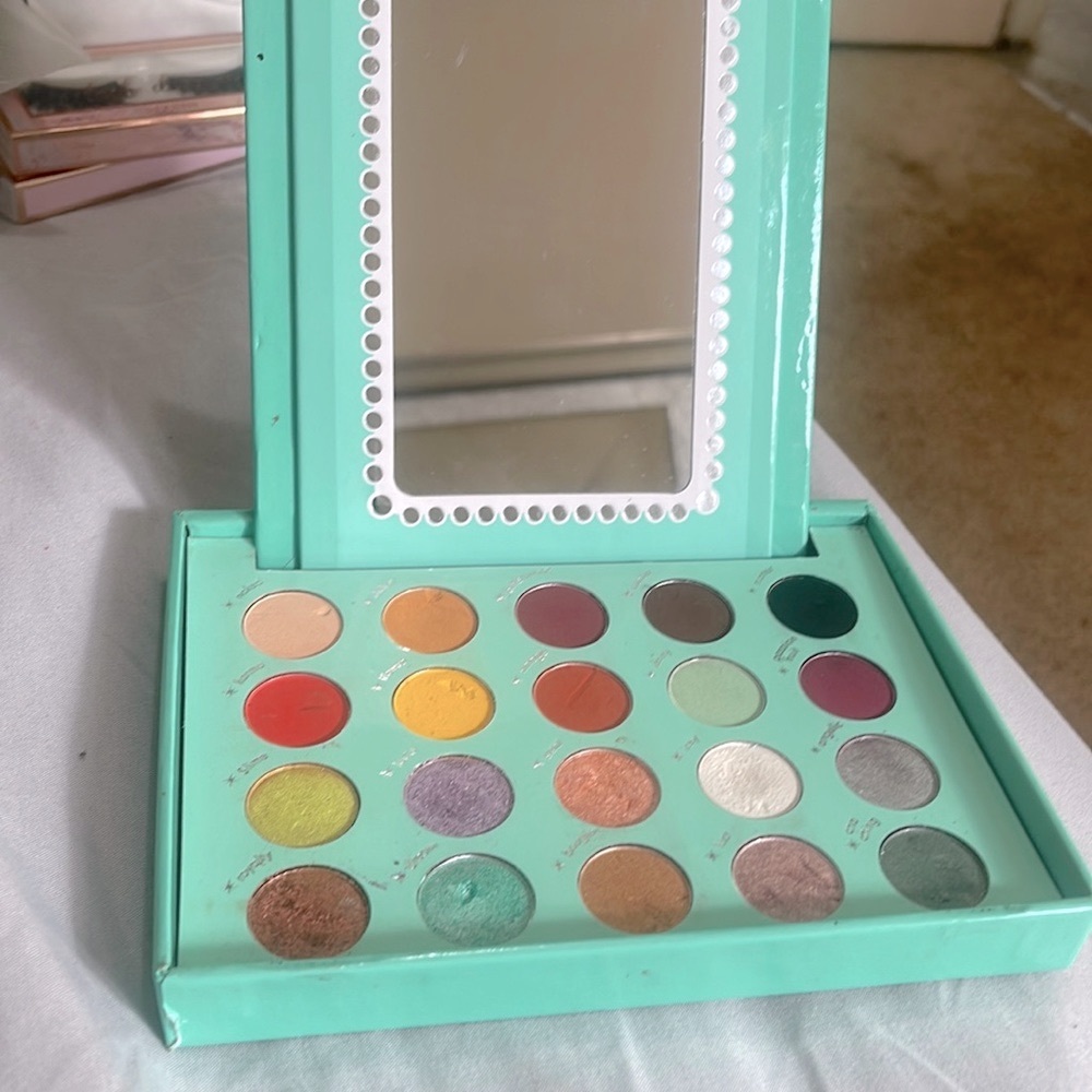 BH Palette